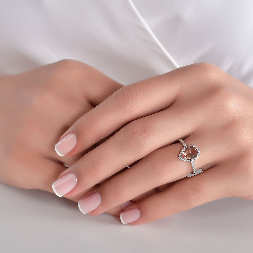 Zultanit (Diaspore) Damla Kesim Pırlanta Yüzük