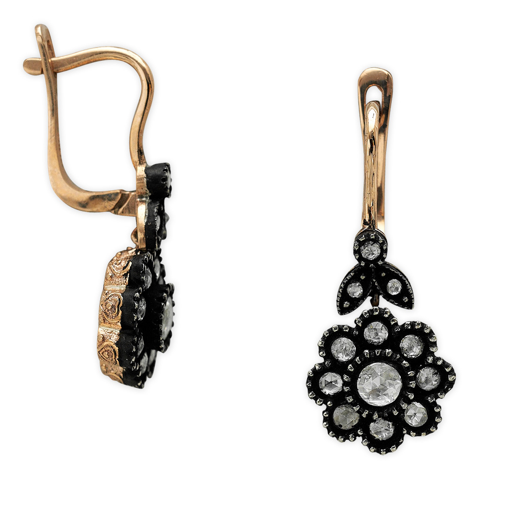 0.61 Karat Elmas Gül Küpe