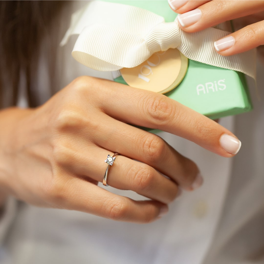 0.20 Karat Pırlanta Tektaş Yüzük Lazio