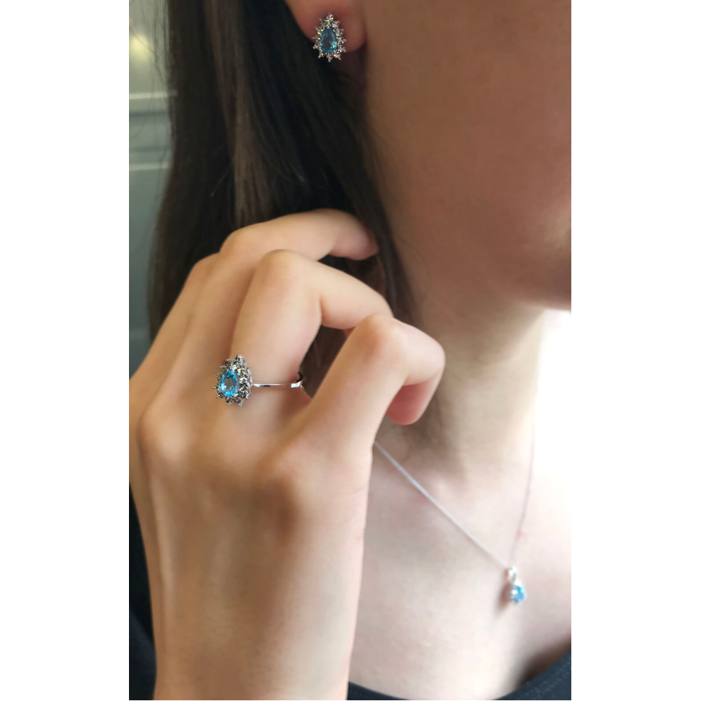 Damla Mavi Topaz Altın Yüzük