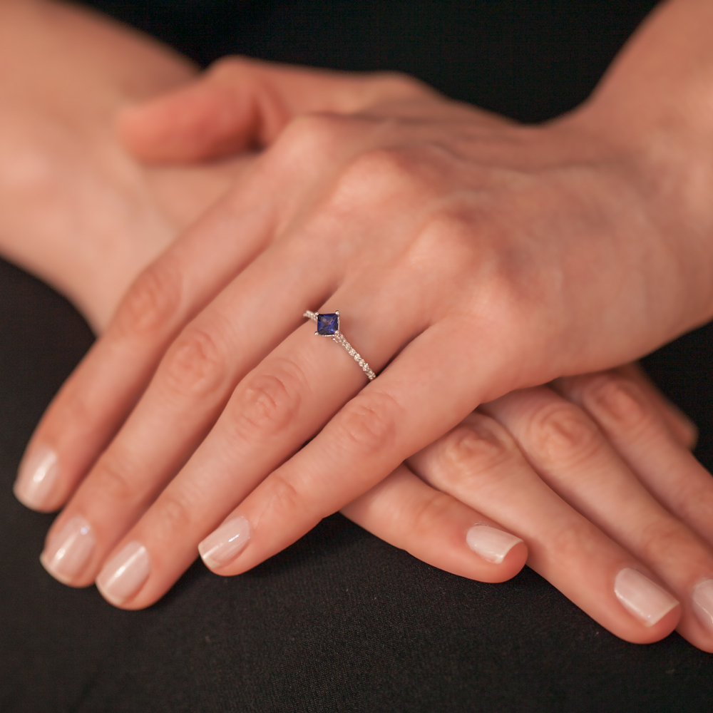 0.59 Karat Pırlanta Prenses Kesim Safir Yüzük