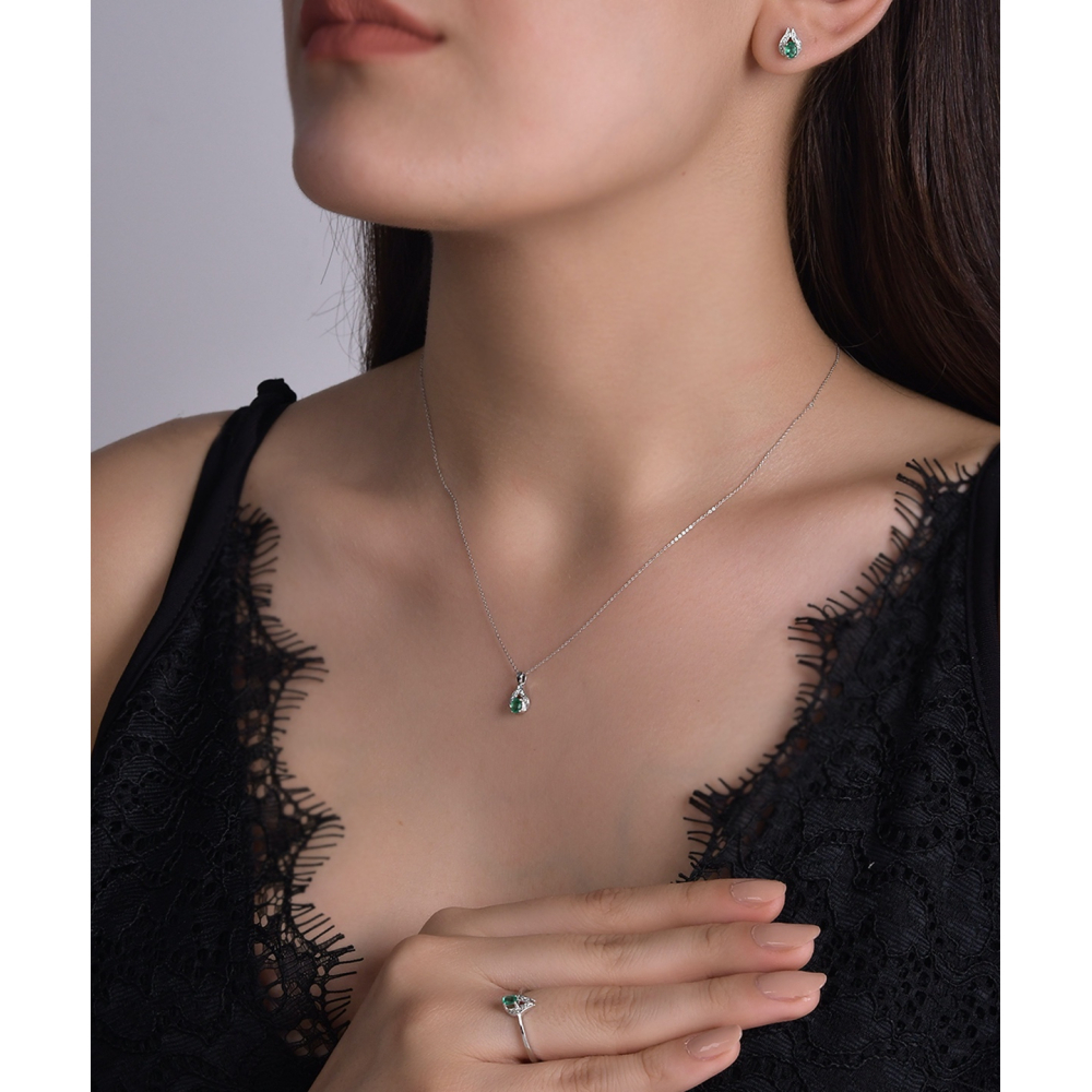 Pırlanta Zümrüt Lale Kolye