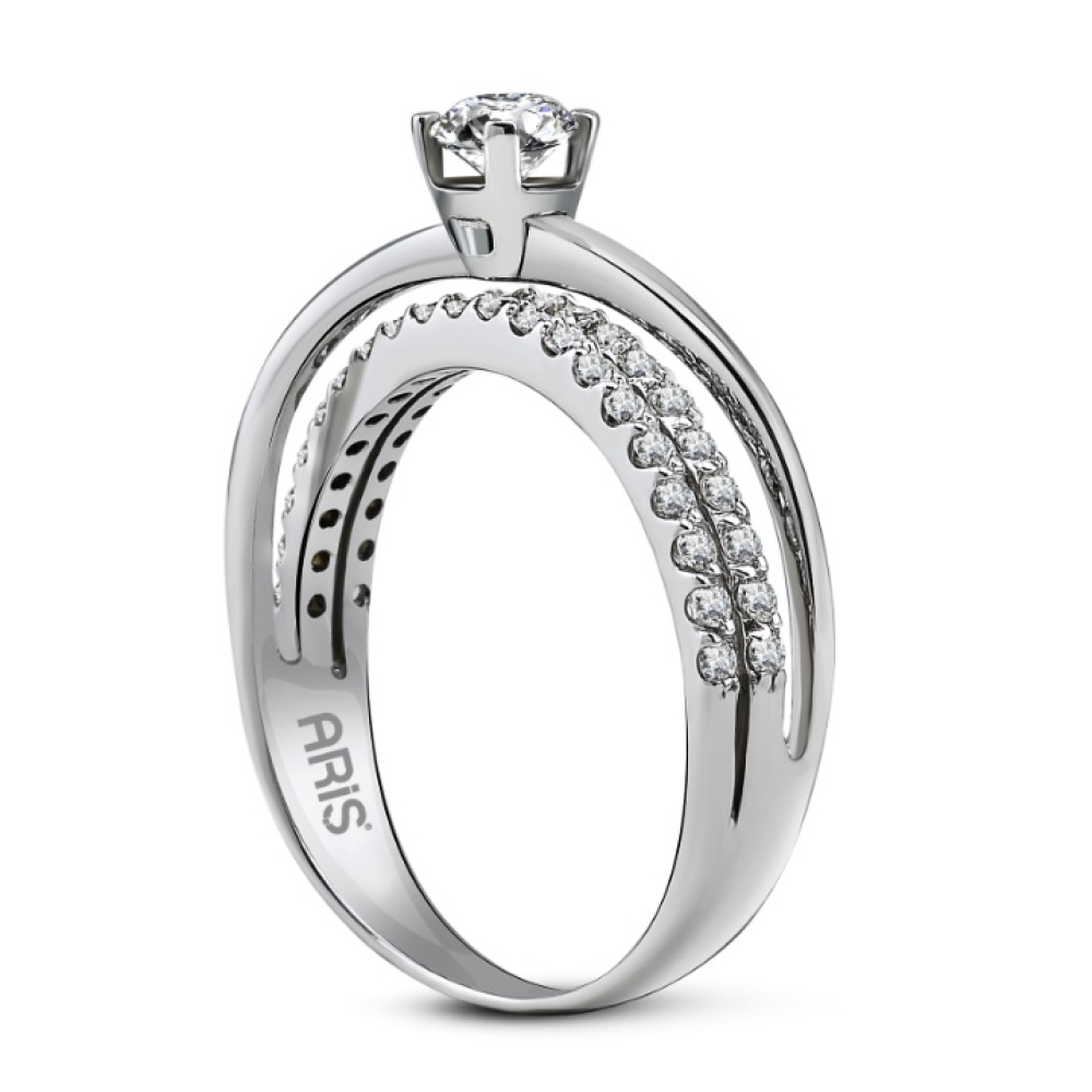 0.63 Karat Pırlanta Tektaş Yüzük Como