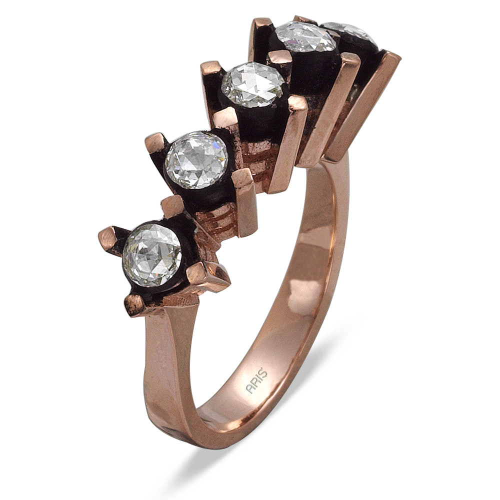 0.67 Karat Elmas 5 Taş Alyans