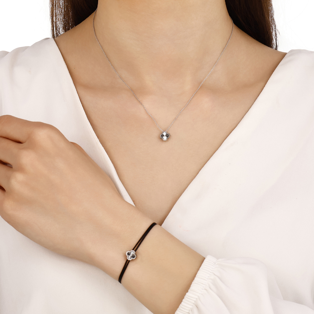 Yıldız Yonca Pırlanta Kolye