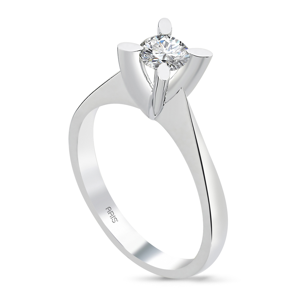 0.70 Karat D Renk GIA Sertifikalı Tektaş