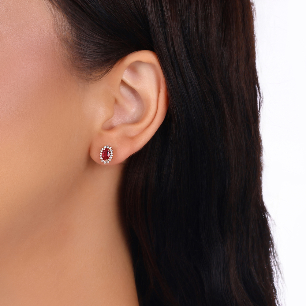 Oval Yakut Pırlanta Küpe