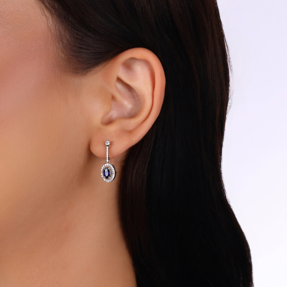 1.05 Karat Oval Safir Pırlanta Küpe