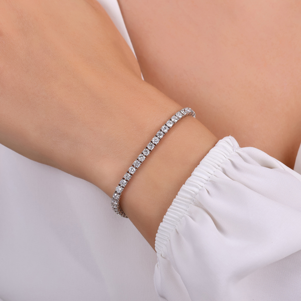 4.02 Karat Pırlanta Su Yolu Bileklik