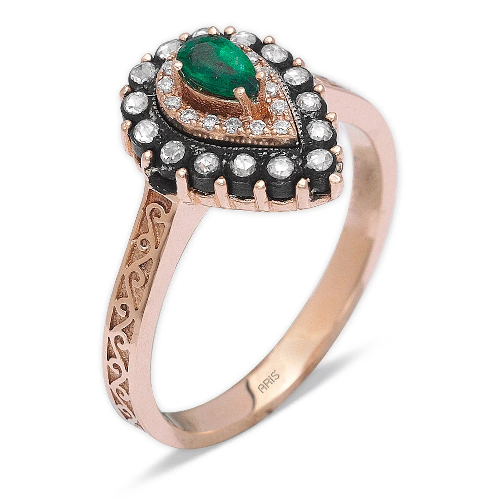 0.42 Karat Zümrüt Elmas Yüzük