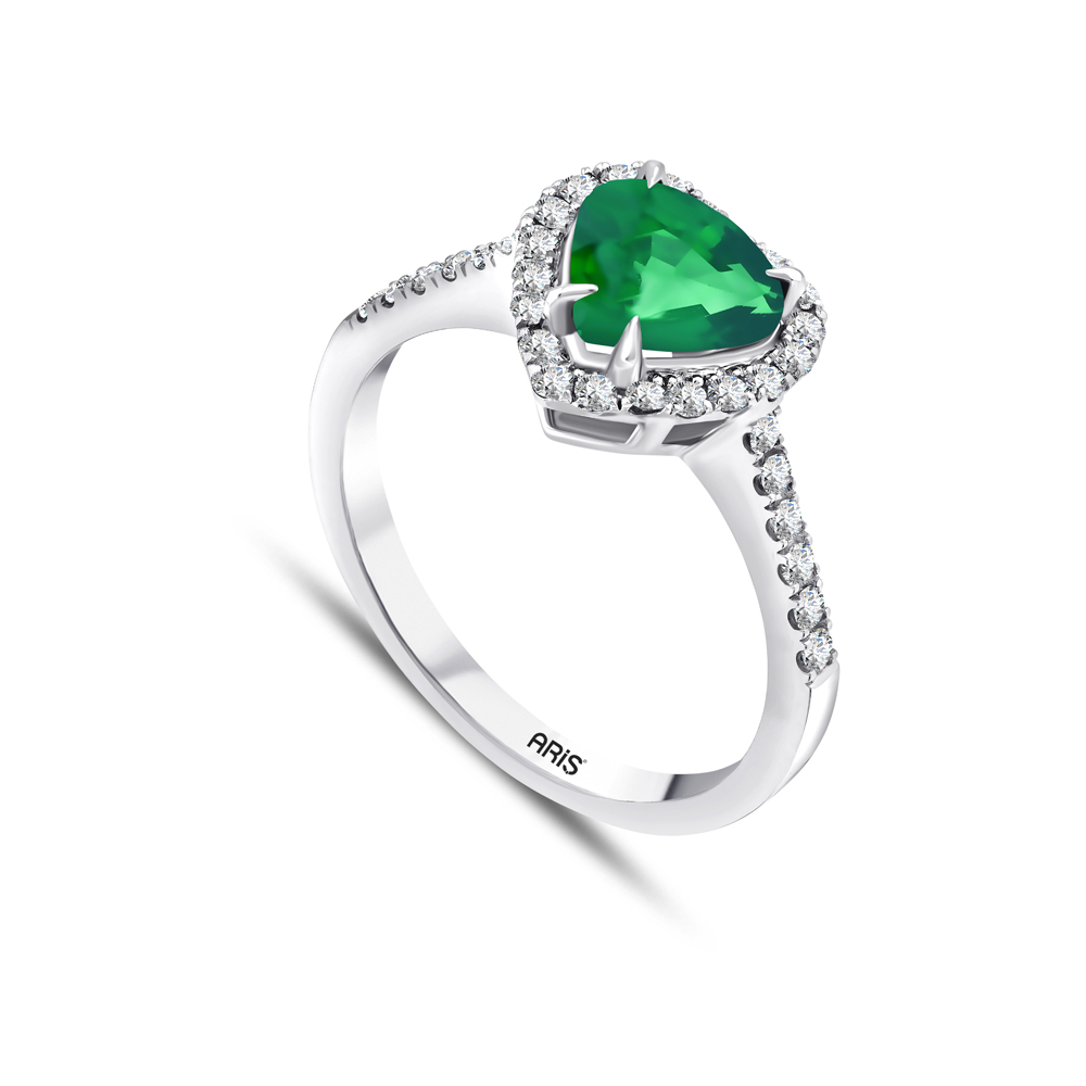 Kalp Kesim Zümrüt Pırlanta Yüzük