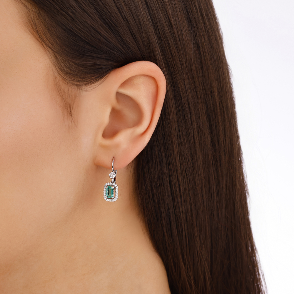 1.17 Karat Pırlanta Zümrüt Küpe