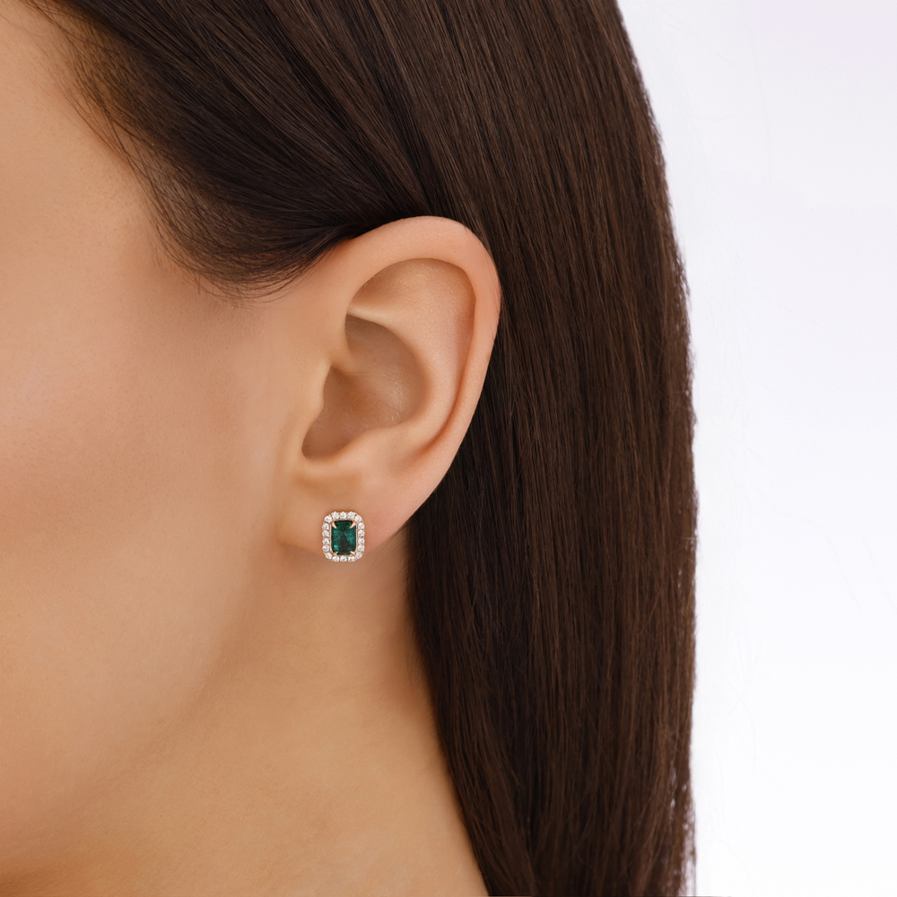 1.08 Karat Pırlanta Zümrüt Küpe