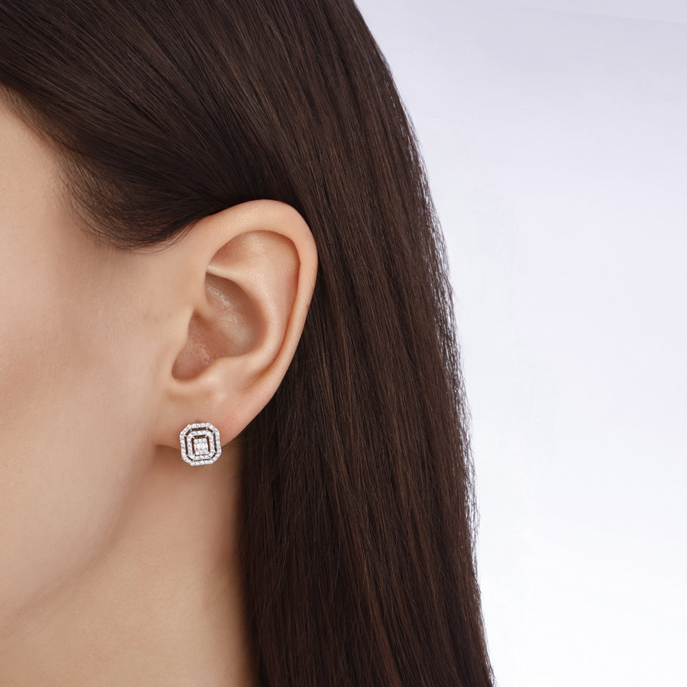 0.48 Karat Pırlanta Baget Küpe