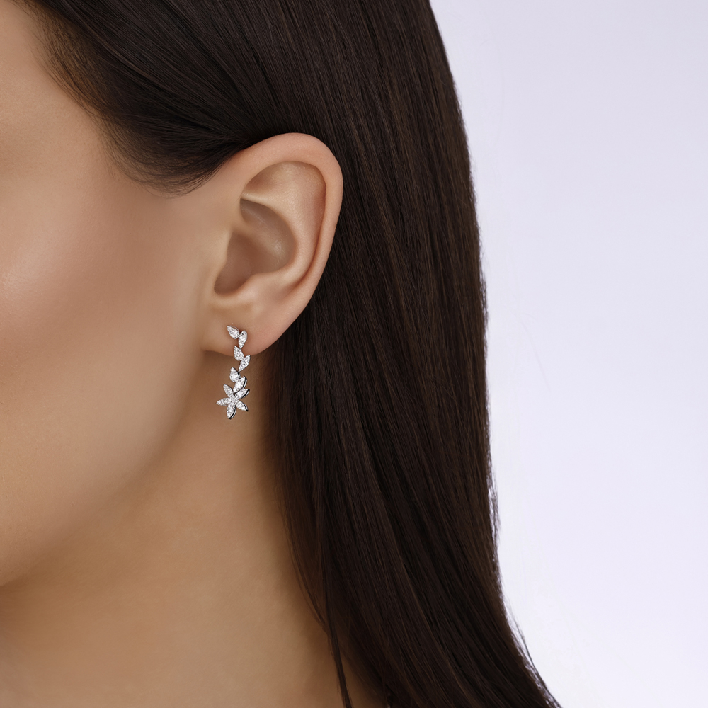 Pırlanta Çiçek Küpe