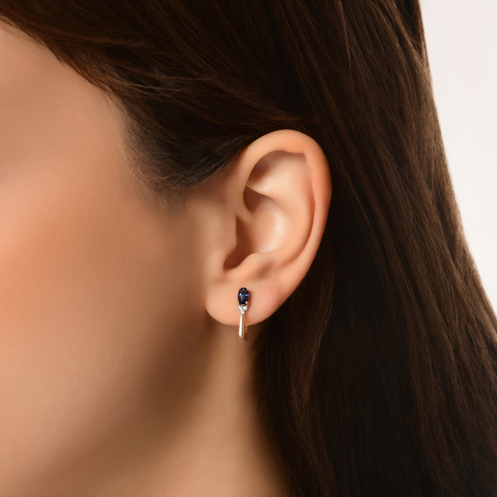 0.69 Karat Oval Safir Pırlanta Küpe