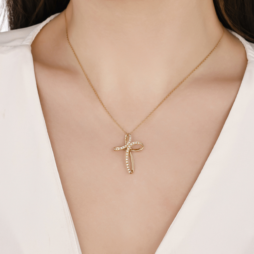 Tasarım Haç Pırlanta Kolye