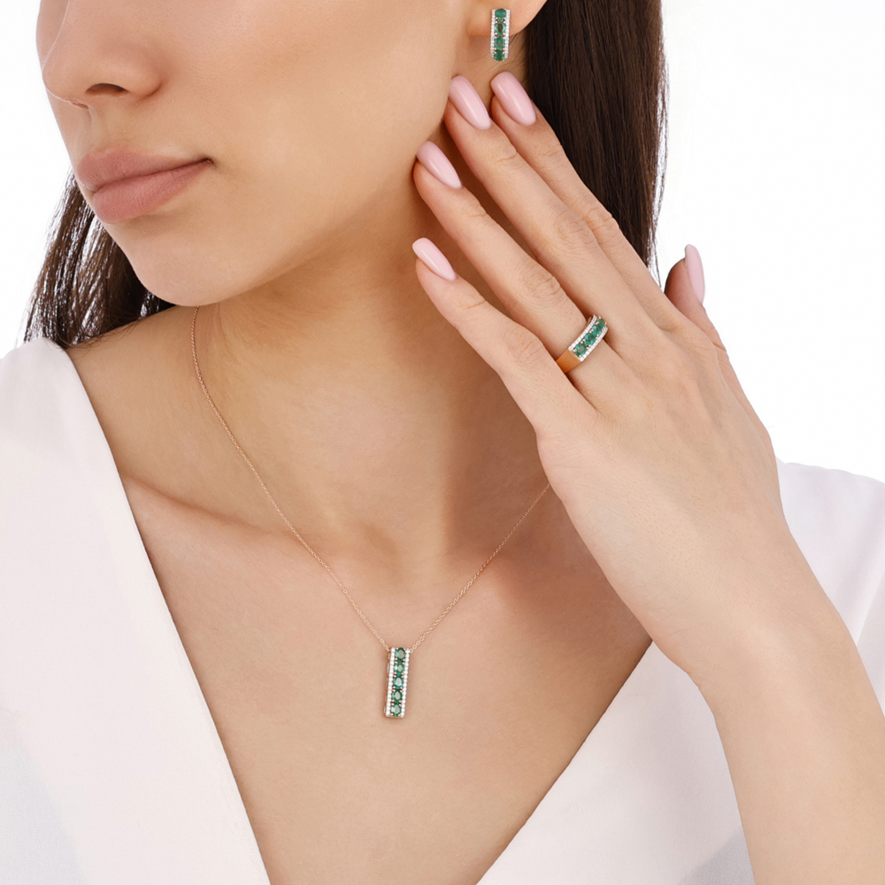 0.91 Karat Pırlanta Zümrüt Kolye