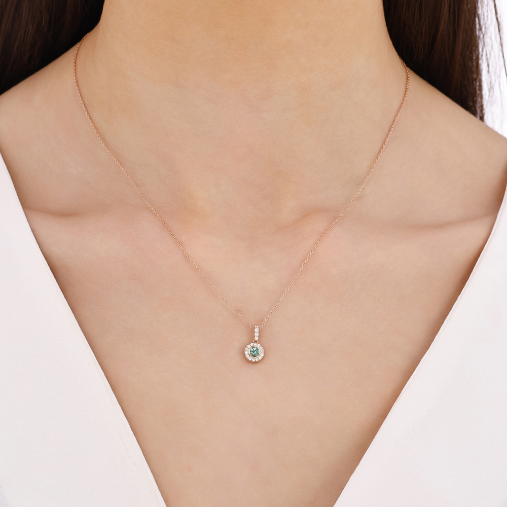 0.33 Karat Pırlanta Zümrüt Kolye