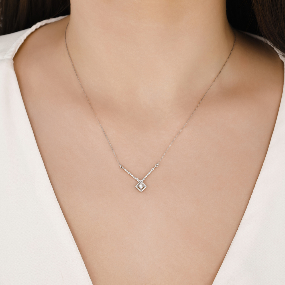 Prenses Kesim Pırlanta Kolye