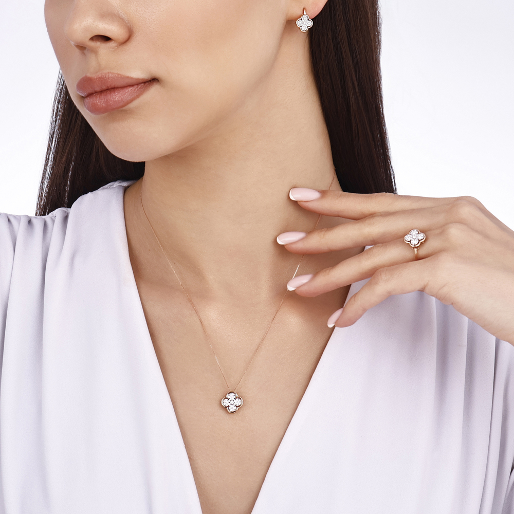 0.30 Karat Şans Pırlanta Kolye