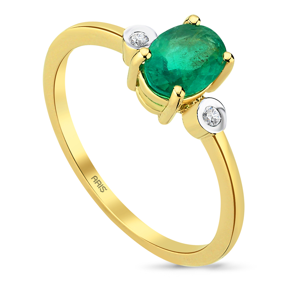 0.68 Karat Oval Zümrüt Pırlanta Yüzük