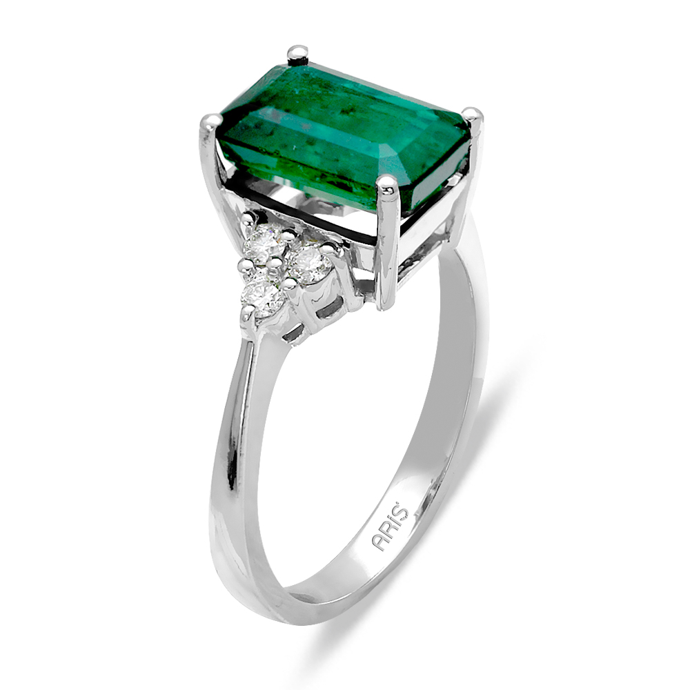 3.05 Karat Zümrüt Pırlanta Yüzük