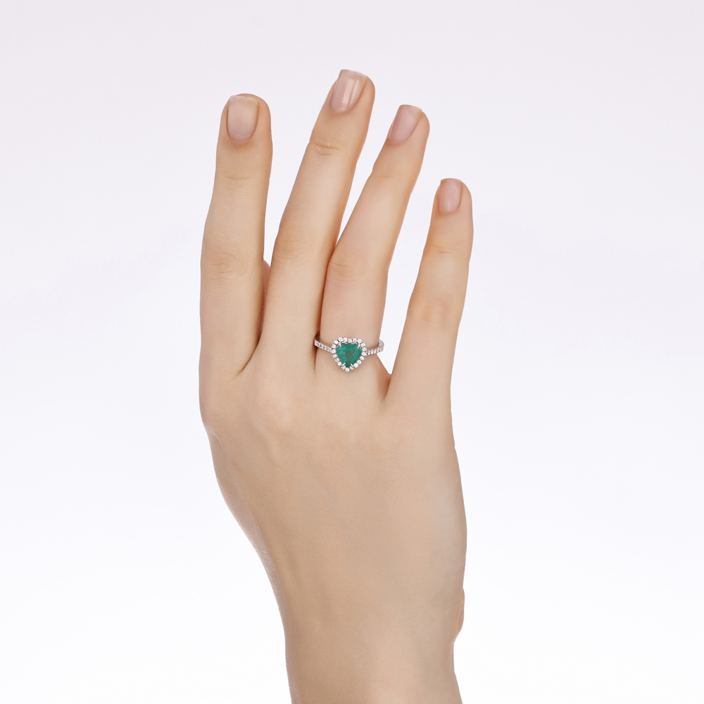 Kalp Kesim Zümrüt Pırlanta Yüzük