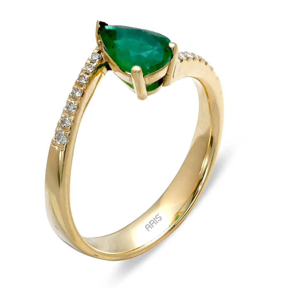 0.89 Karat Damla Zümrüt Pırlanta Yüzük