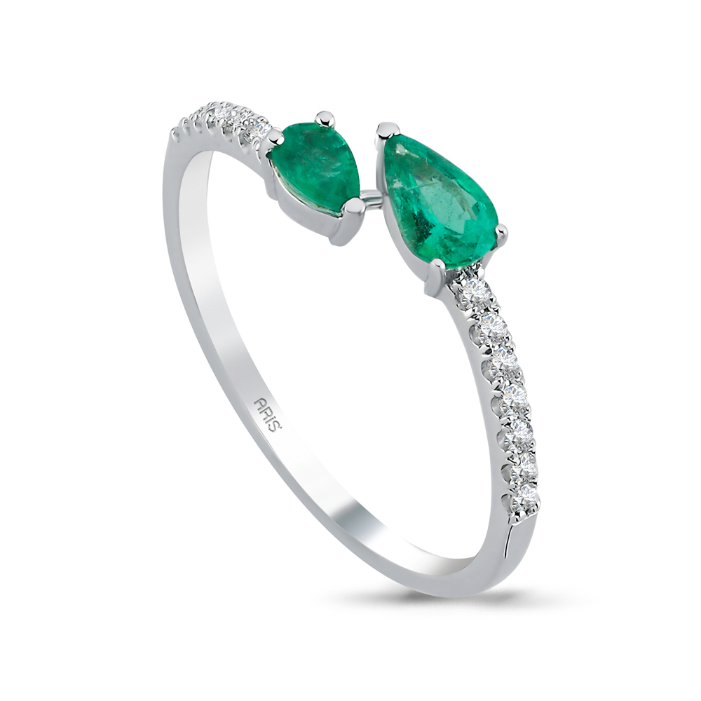 0.46 Karat Damla Zümrüt Pırlanta Yüzük