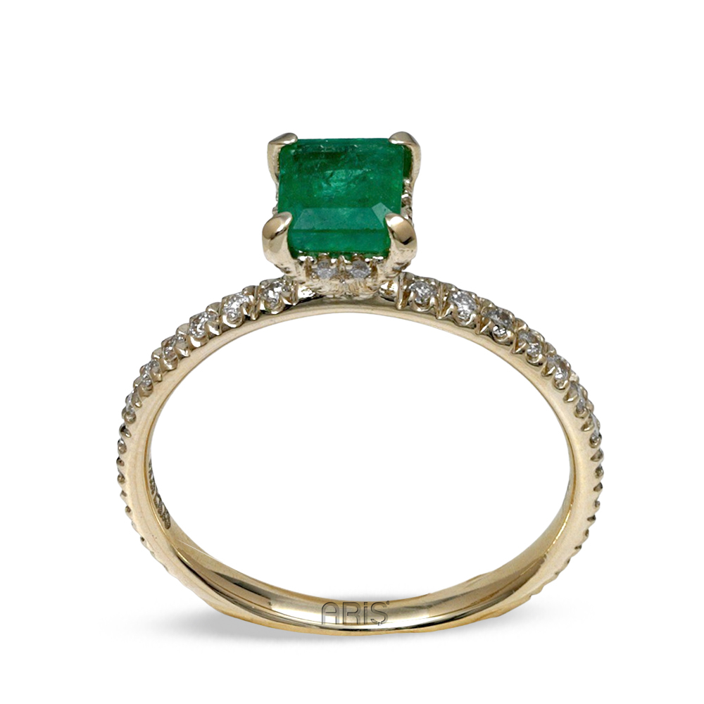 Prenses Kesim Pırlanta Tektaş Yüzük