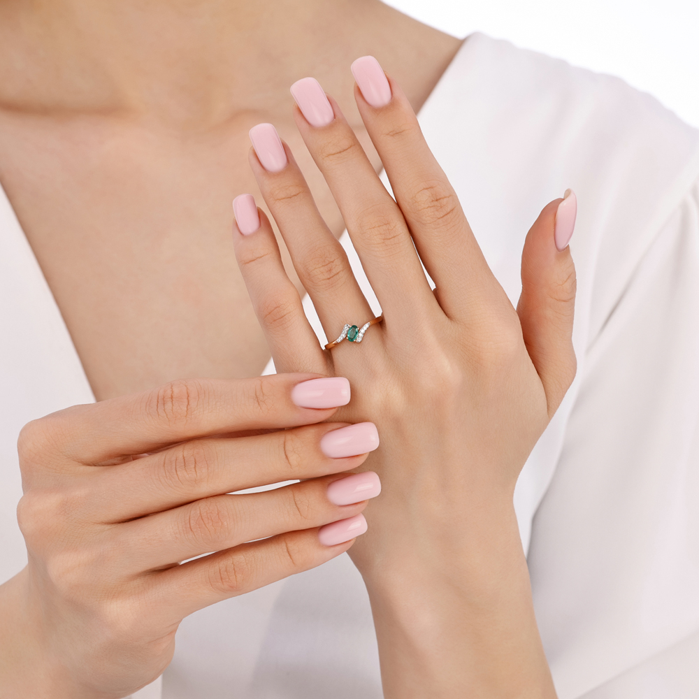 0.27 Karat Pırlanta Zümrüt Yüzük