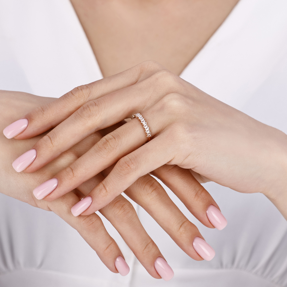 0.24 Karat Baget Yarımtur Pırlanta Yüzük