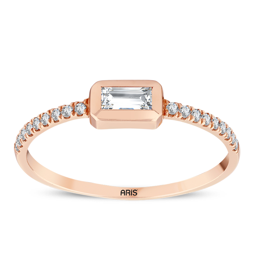 Zümrüt Kesim Pırlanta Yüzük