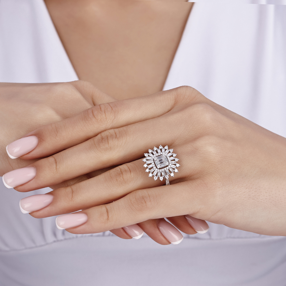 1.29 Karat Baget Pırlanta Yüzük