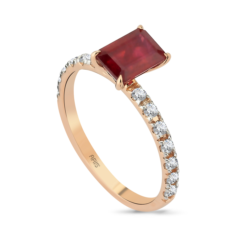 Zümrüt Kesim Yakut Pırlanta Yüzük