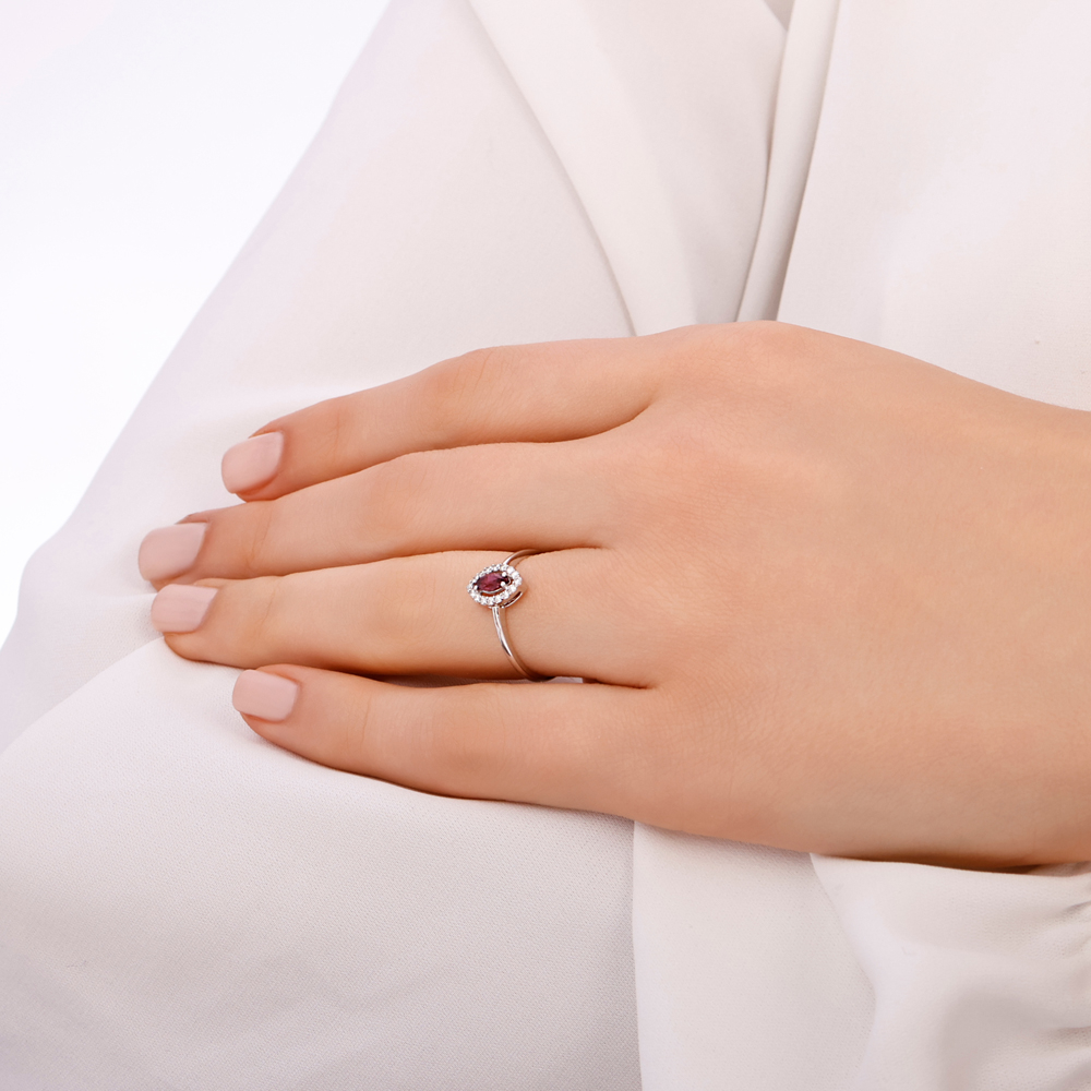 0.37 Karat Markiz Yakut Pırlanta Yüzük