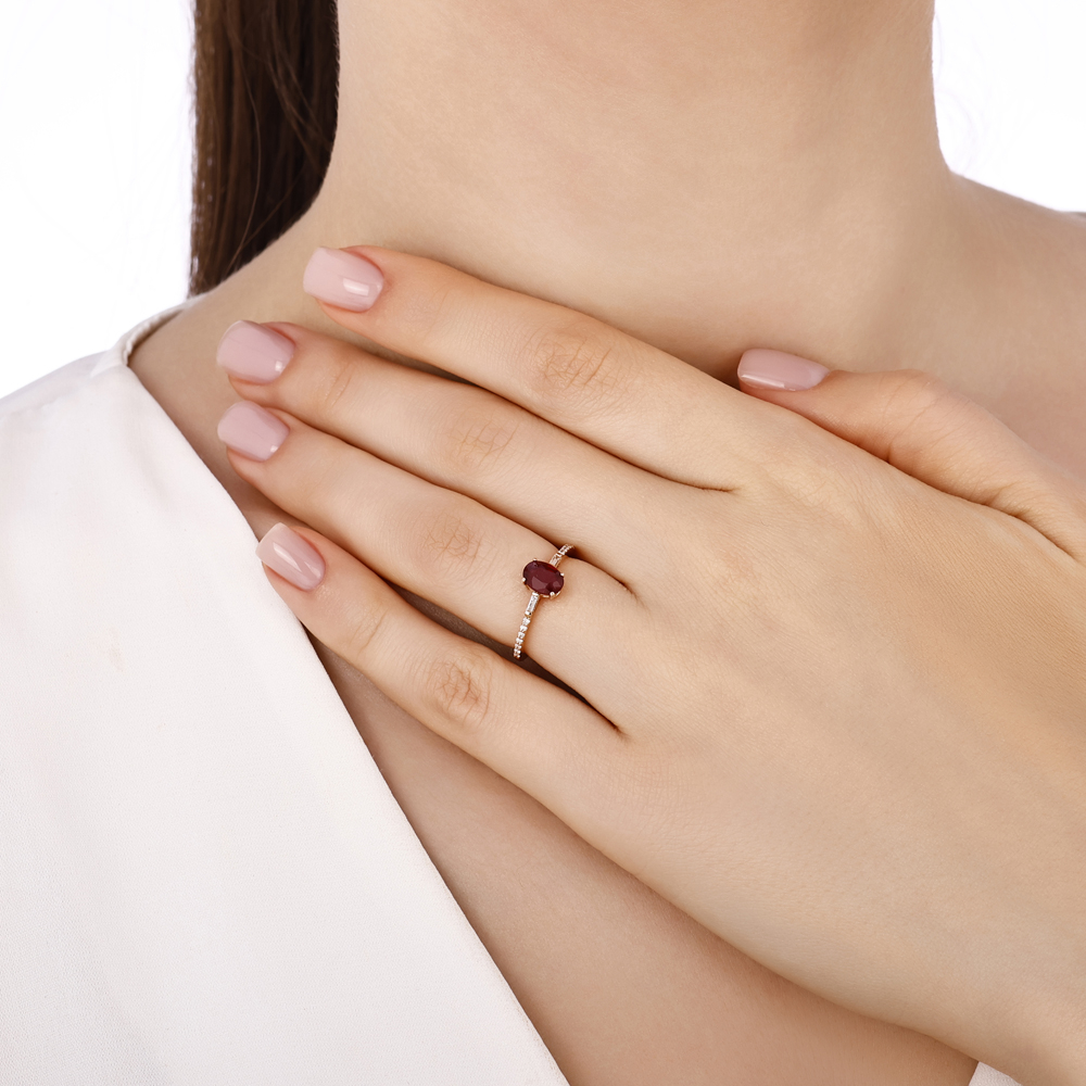 Oval Yakut Pırlanta Yüzük