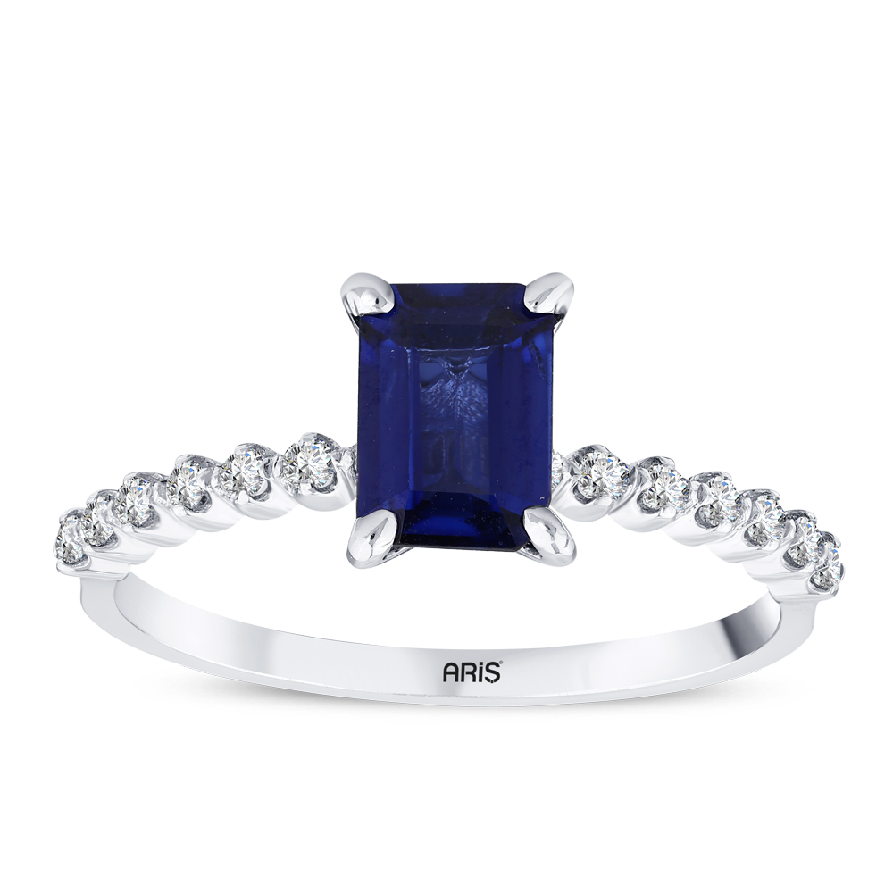 1.06 Karat Zümrüt Kesim Safir Pırlanta Yüzük