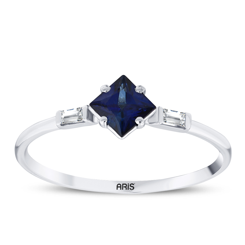 0.38 Karat Prenses Safir Pırlanta Yüzük