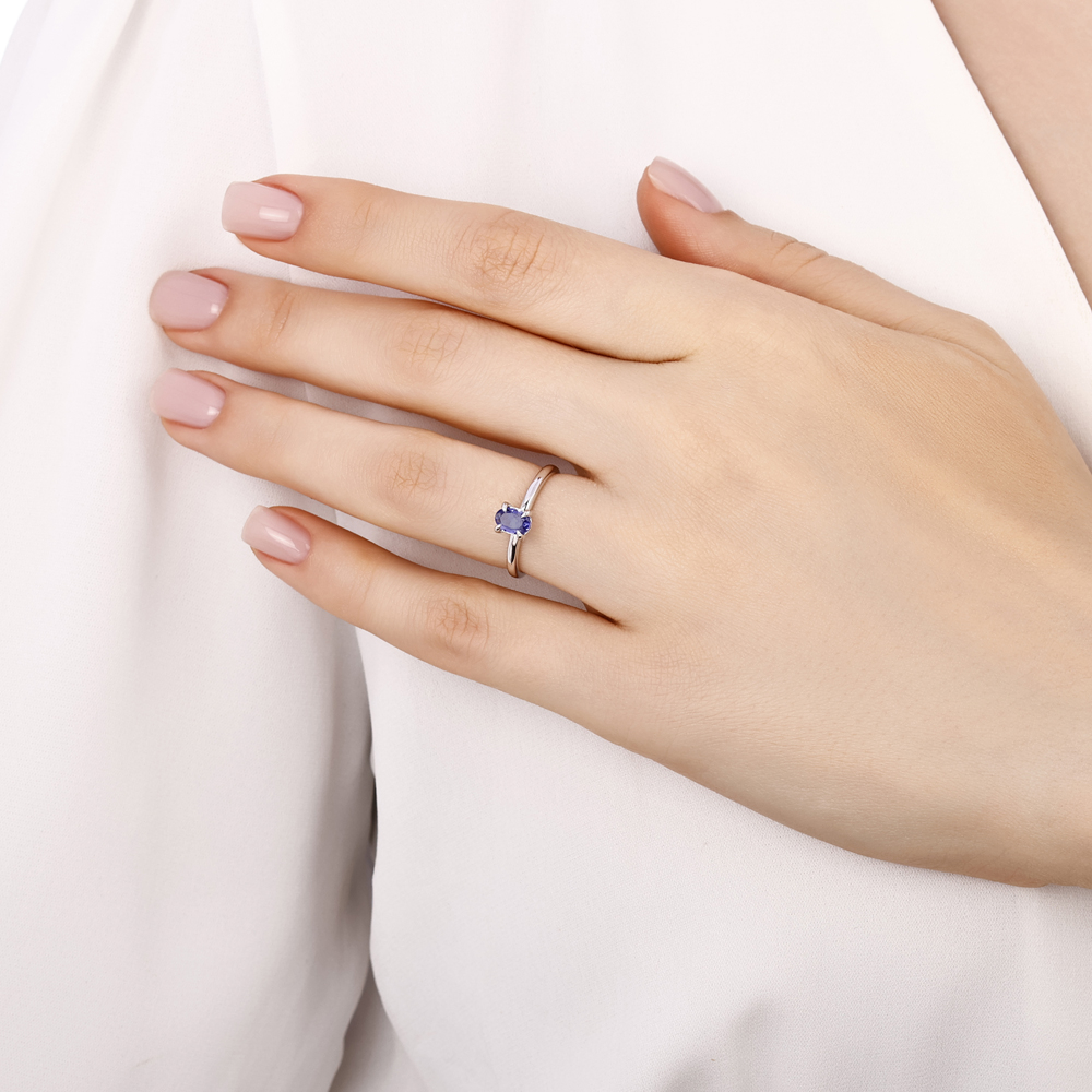 0.54 Karat Oval Tanzanit Yüzük