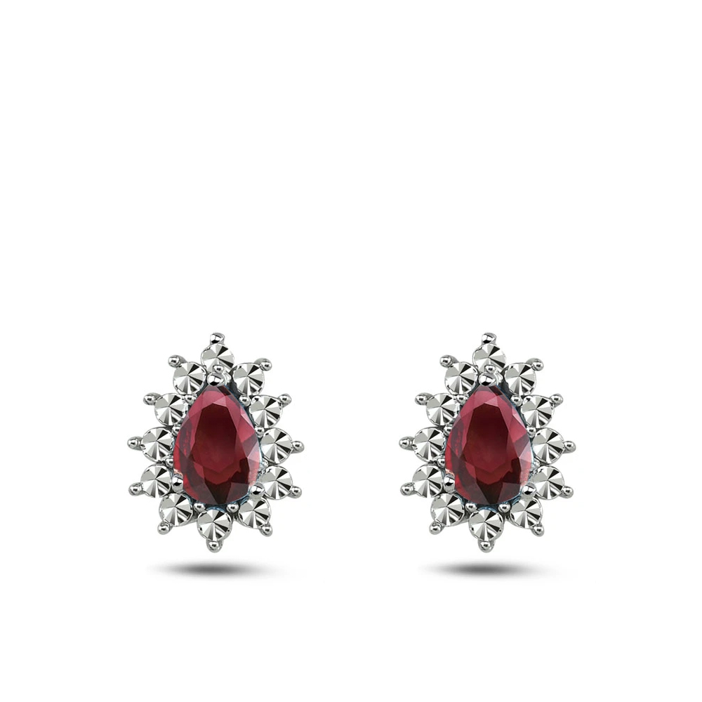 Damla Kesim Yakut Altın Küpe