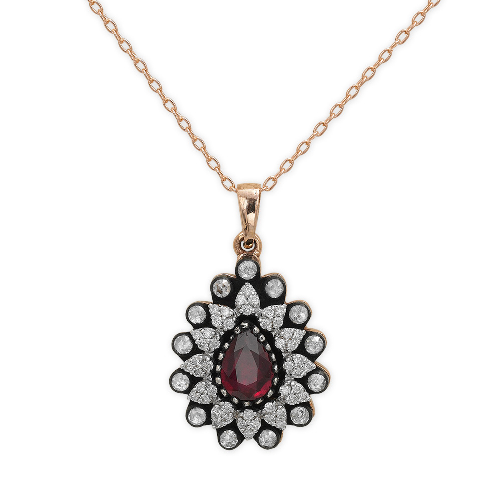 1.36 Karat Yakut Elmas Kolye