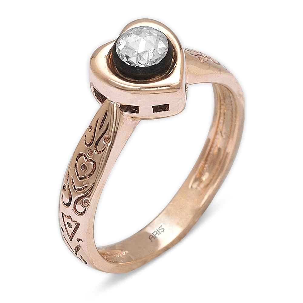 0.12 Karat Elmas Kalp Yüzük