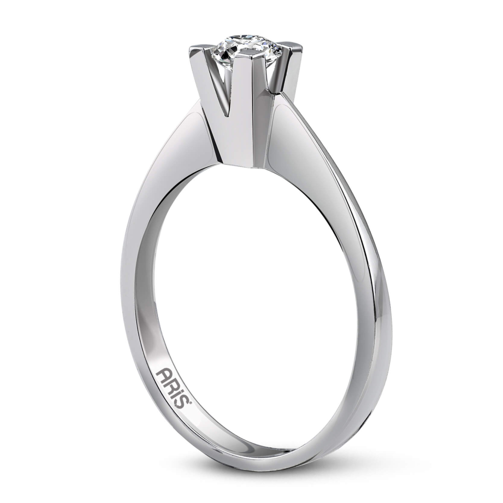 0.30 Karat D Renk Pırlantalı Tektaş Yüzük