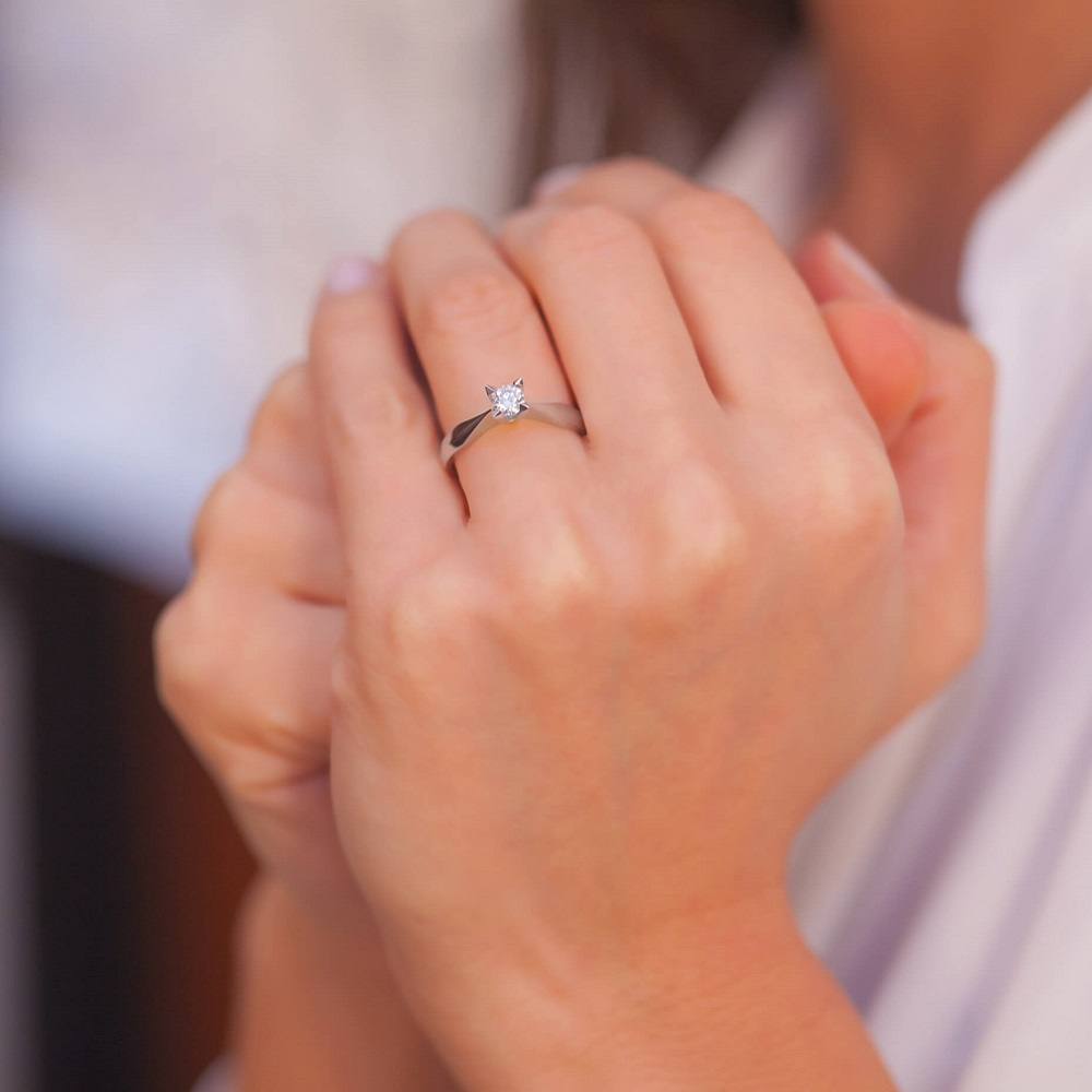 0.31 Karat Pırlanta Tektaş Yüzük Badajoz