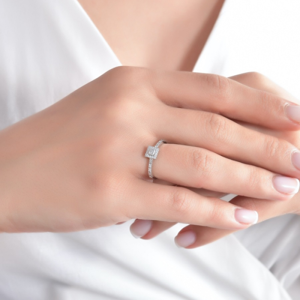 0.18 Karat Pırlanta Fantezi Yüzük