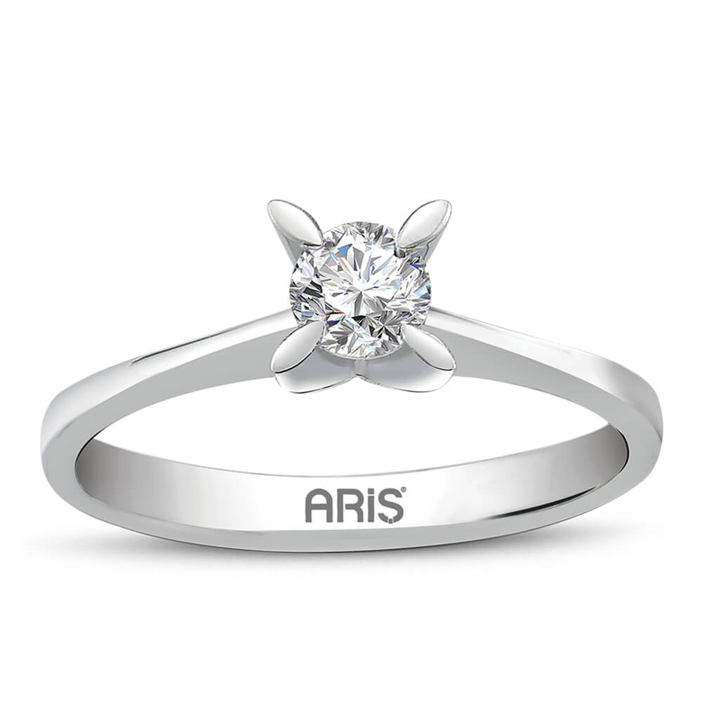 0.30 Karat Pırlanta F Renk Tektaş Yüzük