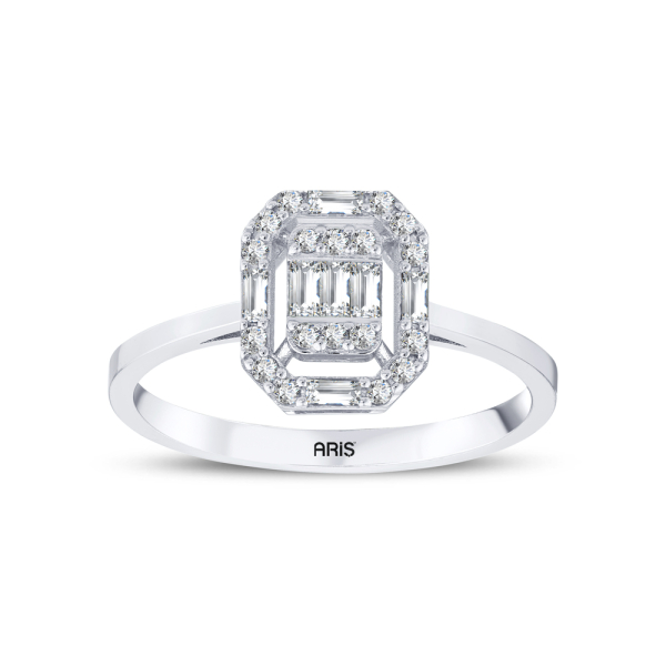 0.18 Karat Pırlanta Baget Yüzük