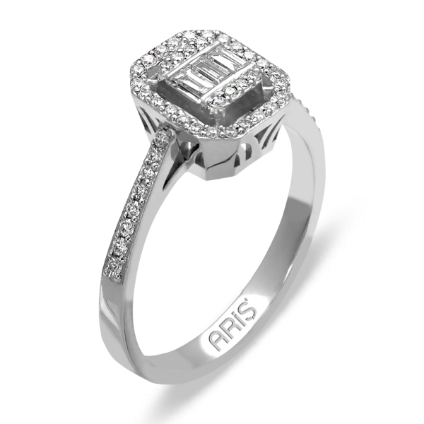 0.38 Karat Pırlanta Baget Yüzük